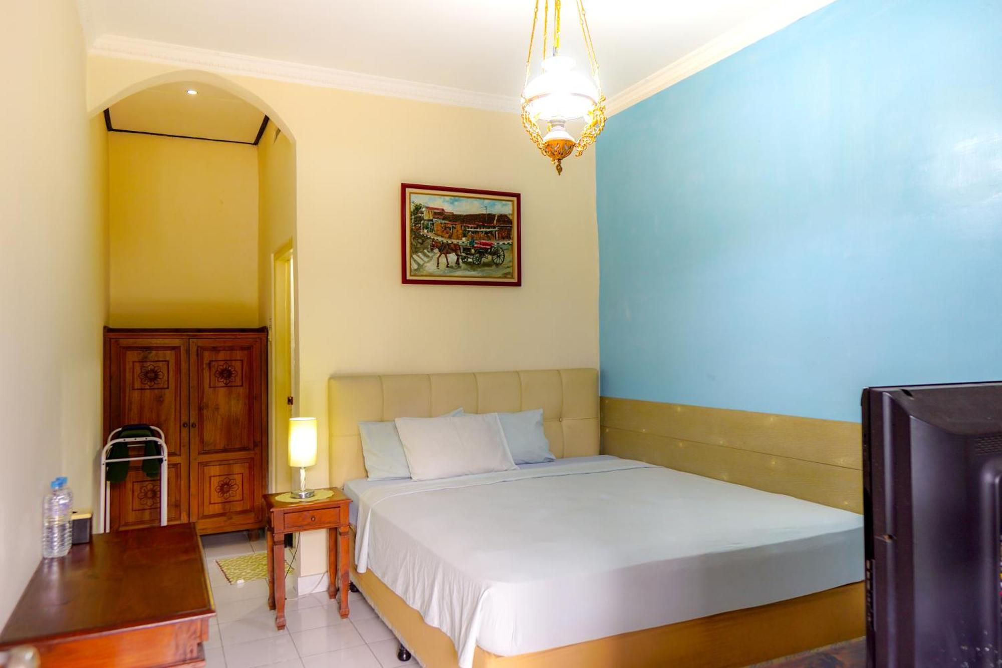 Hotel Tulips Yogyakarta Kültér fotó