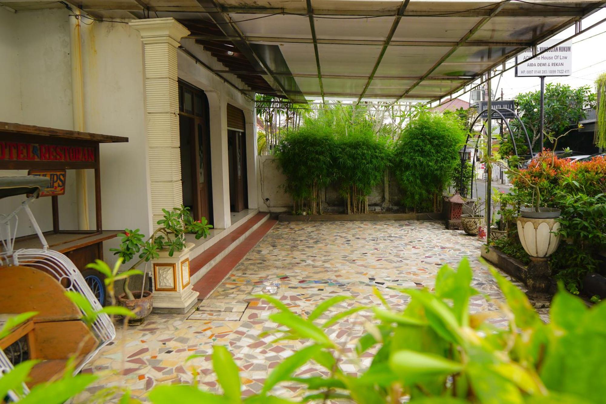 Hotel Tulips Yogyakarta Kültér fotó